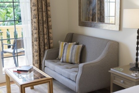 Kanárske ostrovy Tenerife Gran Bahia Del Duque Resort 6 dňový pobyt Raňajky Letecky Letisko: Budapešť August 2026 (12/08/26-17/08/26)