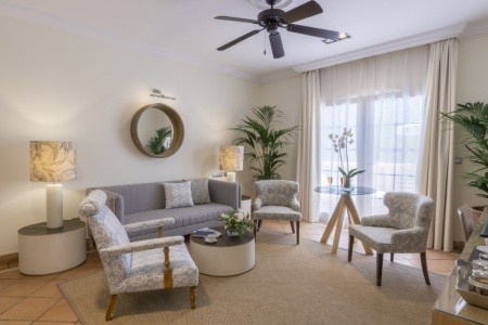 Kanárske ostrovy Tenerife Bahía Del Duque Las Villas 4 dňový pobyt Raňajky Letecky Letisko: Budapešť May 2026 (24/05/26-27/05/26)