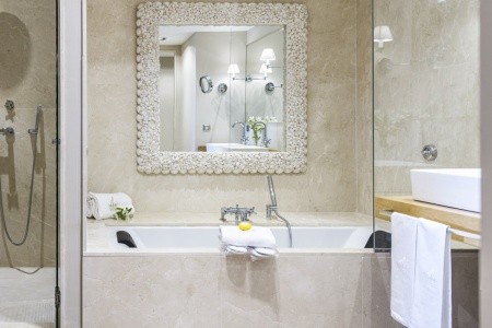 Kanárske ostrovy Tenerife Bahía Del Duque Las Villas 4 dňový pobyt Raňajky Letecky Letisko: Budapešť May 2026 (24/05/26-27/05/26)