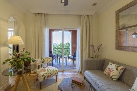 Kanárske ostrovy Tenerife Bahía Del Duque Las Villas 4 dňový pobyt Raňajky Letecky Letisko: Budapešť May 2026 (24/05/26-27/05/26)