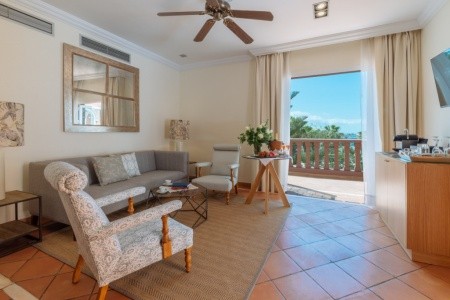 Kanárske ostrovy Tenerife Bahía Del Duque Las Villas 4 dňový pobyt Raňajky Letecky Letisko: Budapešť May 2026 (24/05/26-27/05/26)