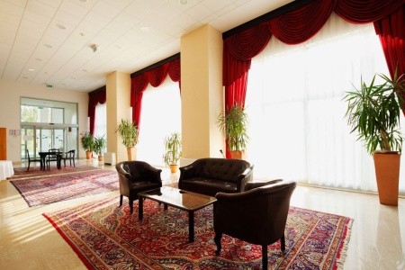 Slovinsko Slovinské kúpele Wellnesshotel Radin 5 dňový pobyt Polpenzia Vlastná June 2026 (29/06/26- 3/07/26)