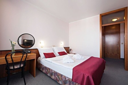 Slovinsko Slovinské kúpele Wellnesshotel Radin 5 dňový pobyt Polpenzia Vlastná June 2026 (29/06/26- 3/07/26)