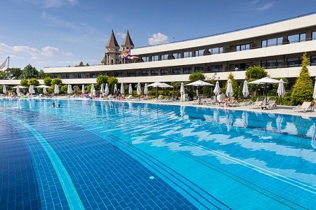 Bulharsko Nesebar Aqua Paradise Resort 11 dňový pobyt All Inclusive Letecky Letisko: Praha August 2026 ( 2/08/26-12/08/26)