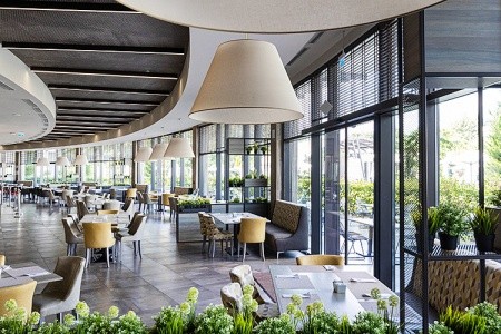 Bulharsko Nesebar Aqua Paradise Resort 11 dňový pobyt All Inclusive Letecky Letisko: Praha August 2026 ( 2/08/26-12/08/26)