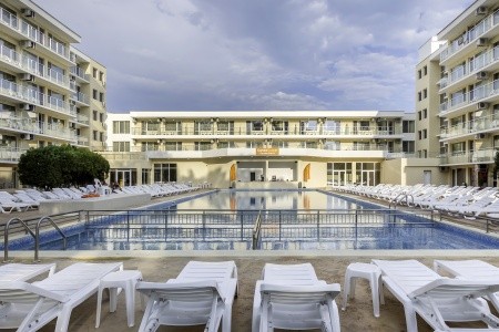 Bulharsko Slnečné Pobrežie Garden Nevis 7 dňový pobyt All Inclusive Letecky Letisko: Praha June 2026 ( 2/06/26- 8/06/26)