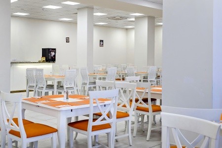 Bulharsko Slnečné Pobrežie Garden Nevis 7 dňový pobyt All Inclusive Letecky Letisko: Praha June 2026 ( 2/06/26- 8/06/26)