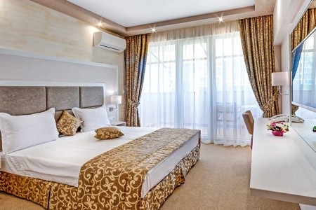 Bulharsko Prímorsko Siena Palace 13 dňový pobyt Raňajky Letecky Letisko: Praha June 2026 (22/06/26- 4/07/26)