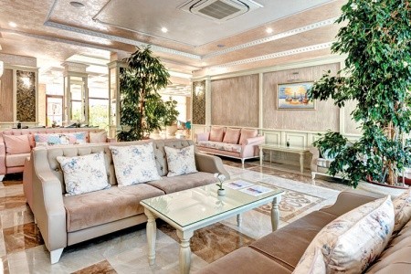 Bulharsko Prímorsko Siena Palace 13 dňový pobyt Raňajky Letecky Letisko: Praha June 2026 (22/06/26- 4/07/26)