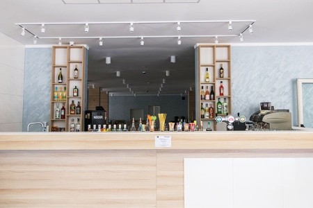 Bulharsko Prímorsko Cinema 4 dňový pobyt Polpenzia Letecky Letisko: Praha August 2026 (10/08/26-13/08/26)