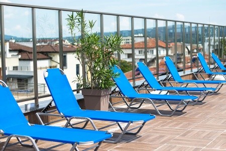 Bulharsko Prímorsko Cinema 4 dňový pobyt Polpenzia Letecky Letisko: Praha August 2026 (10/08/26-13/08/26)