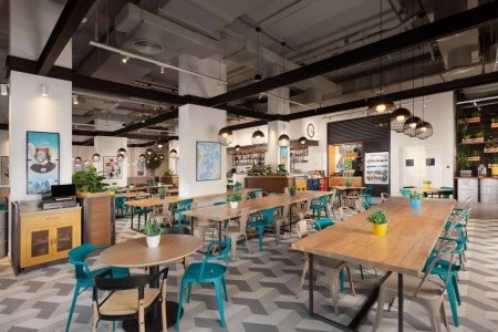 Hotel Rove City Walk