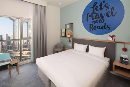 Hotel Rove City Walk