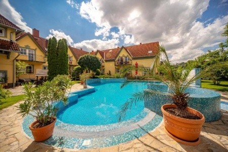 Maďarsko Južné Zadunajsko Wellness Hotel Kager 5 dňový pobyt Raňajky Vlastná March 2026 (13/03/26-17/03/26)