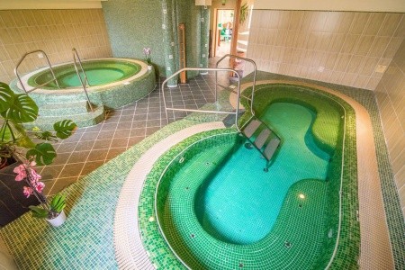 Maďarsko Južné Zadunajsko Wellness Hotel Kager 5 dňový pobyt Raňajky Vlastná March 2026 (13/03/26-17/03/26)