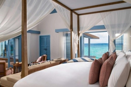 Maldivy  Raffles Maldives Meradhoo Resort 10 dňový pobyt Raňajky Letecky Letisko: Praha October 2026 (10/10/26-19/10/26)