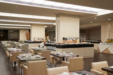 Madeira Funchal Melia Madeira Mare Resort & Spa 8 dňový pobyt Raňajky Letecky Letisko: Budapešť August 2026 (14/08/26-21/08/26)