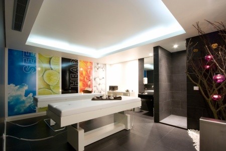 Madeira Funchal Melia Madeira Mare Resort & Spa 8 dňový pobyt Raňajky Letecky Letisko: Budapešť August 2026 (14/08/26-21/08/26)