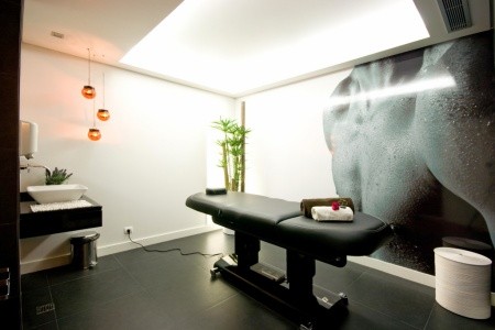 Madeira Funchal Melia Madeira Mare Resort & Spa 8 dňový pobyt Raňajky Letecky Letisko: Budapešť August 2026 (14/08/26-21/08/26)