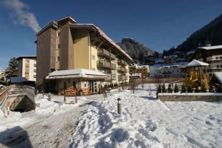 Taliansko Tre Valli Adler Family & Wellness Clubresidence 8 dňový pobyt Bez stravy Vlastná January 2026 (15/01/26-22/01/26)