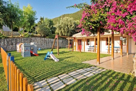 Grécko Lefkada Porto Galini Seaside Resort & Spa 15 dňový pobyt Raňajky Letecky Letisko: Praha August 2026 ( 1/08/26-15/08/26)