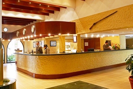 Spojené arabské emiráty Sharjah Lou Lou ’ A Beach Resort 10 dňový pobyt Plná penzia Letecky Letisko: Praha February 2026 ( 3/02/26-12/02/26)