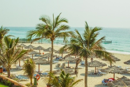 Spojené arabské emiráty Sharjah Lou Lou ’ A Beach Resort 10 dňový pobyt Plná penzia Letecky Letisko: Praha February 2026 ( 3/02/26-12/02/26)