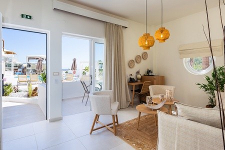 Grécko Kréta Nostos Beach Boutique 13 dňový pobyt Raňajky Letecky Letisko: Praha July 2026 (24/07/26- 5/08/26)