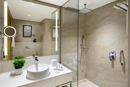 Spojené arabské emiráty Dubaj Millennium Place Mirdif Hotel 8 dňový pobyt Polpenzia Letecky Letisko: Praha July 2026 (11/07/26-18/07/26)