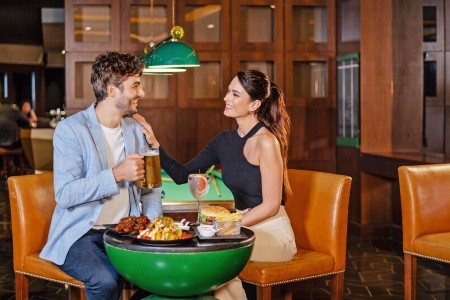 Spojené arabské emiráty Ajman Fairmont Ajman 15 dňový pobyt Raňajky Letecky Letisko: Praha December 2025 (28/12/25-11/01/26)