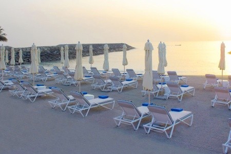 Spojené arabské emiráty Ajman Fairmont Ajman 15 dňový pobyt Raňajky Letecky Letisko: Praha December 2025 (28/12/25-11/01/26)