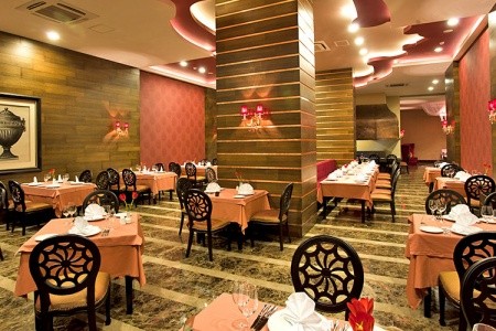 Turecko Antalya Royal Holiday Palace 9 dňový pobyt Ultra All inclusive Letecky Letisko: Praha July 2026 ( 4/07/26-12/07/26)