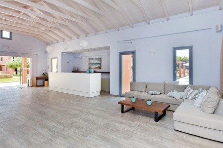 Grécko Kefalónia Remetzo Village 5 dňový pobyt Polpenzia Letecky Letisko: Praha July 2026 ( 1/07/26- 5/07/26)