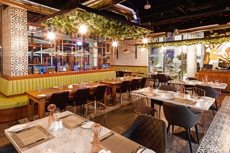 Spojené arabské emiráty Dubaj C Central Resort The Palm 13 dňový pobyt Polpenzia Letecky Letisko: Praha March 2026 (21/03/26- 2/04/26)