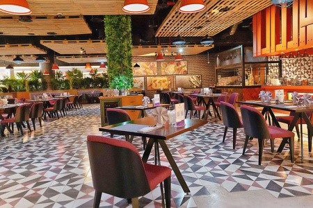 Spojené arabské emiráty Dubaj Park Regis Business Bay 15 dňový pobyt Plná penzia Letecky Letisko: Praha March 2026 (10/03/26-24/03/26)