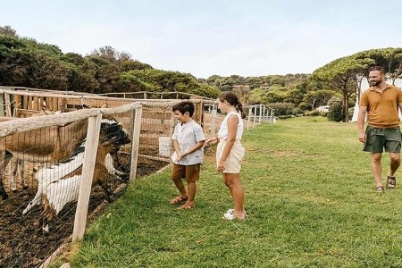 Taliansko Sardínia / Sardegna Falkensteiner Resort Capo Boi 8 dňový pobyt Polpenzia Letecky Letisko: Praha August 2026 (14/08/26-21/08/26)