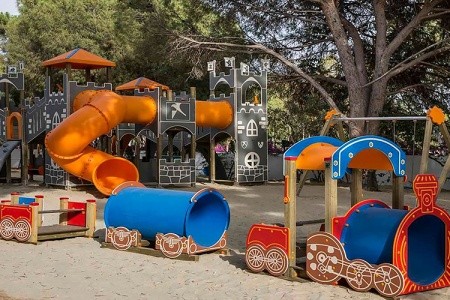 Taliansko Sardínia / Sardegna Falkensteiner Resort Capo Boi 8 dňový pobyt Polpenzia Letecky Letisko: Praha August 2026 (14/08/26-21/08/26)