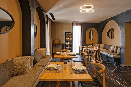 Santo Mangata Boutique - 13