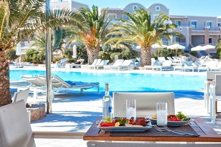 Grécko Santorini Santo Miramare 15 dňový pobyt Raňajky Letecky Letisko: Praha July 2026 (31/07/26-14/08/26)