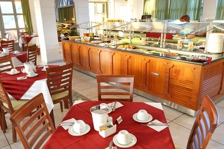 Grécko Samos Arion 15 dňový pobyt Polpenzia Letecky Letisko: Praha June 2026 ( 9/06/26-23/06/26)