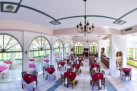 Grécko Samos Arion 15 dňový pobyt Polpenzia Letecky Letisko: Praha June 2026 ( 9/06/26-23/06/26)