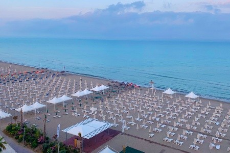 Albánie, Durrës, Savotel, za <span>17.590</span> Kč