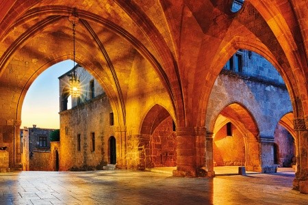 Angela Downtown - 15