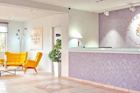 Koukounaria & Suites - 9