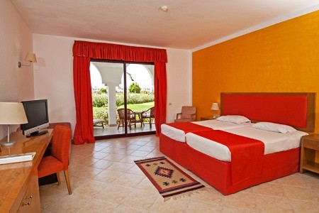 Egypt Marsa Alam Gorgonia Beach Resort 9 dňový pobyt All Inclusive Letecky Letisko: Praha May 2026 (21/05/26-29/05/26)