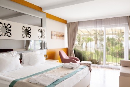 Flora Garden Beach - 48