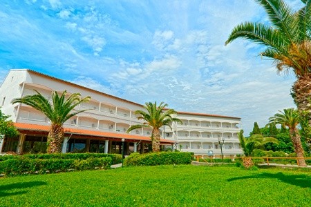 Grécko Korfu Livadi Nafsika 11 dňový pobyt Raňajky Letecky Letisko: Praha June 2026 (28/06/26- 8/07/26)