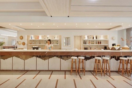 Grécko Korfu Livadi Nafsika 11 dňový pobyt Raňajky Letecky Letisko: Praha June 2026 (28/06/26- 8/07/26)