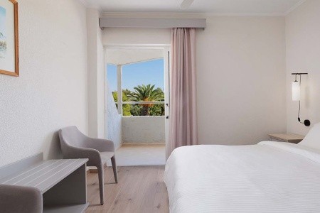 Grécko Korfu Livadi Nafsika 11 dňový pobyt Raňajky Letecky Letisko: Praha June 2026 (28/06/26- 8/07/26)