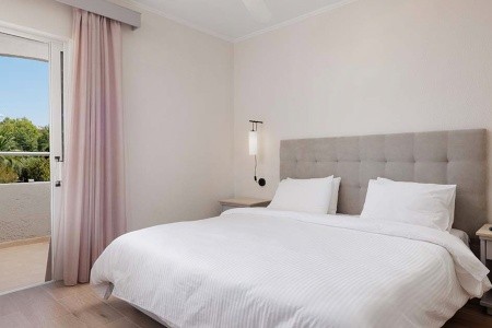 Grécko Korfu Livadi Nafsika 11 dňový pobyt Raňajky Letecky Letisko: Praha June 2026 (28/06/26- 8/07/26)